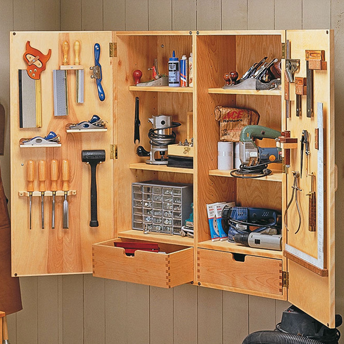 wall mounted cordless tool organizer plans