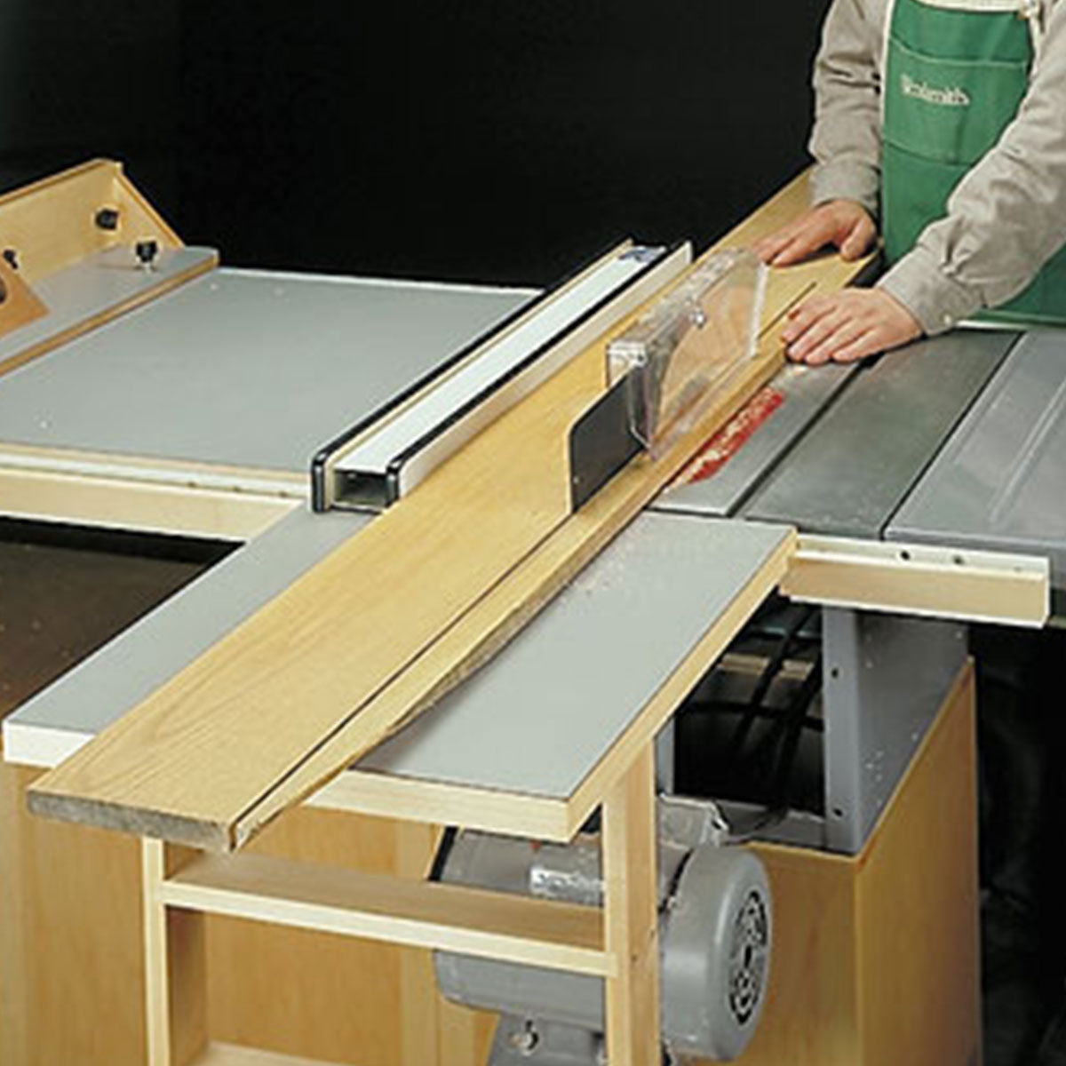 Woodsmith Compact Table Saw Station Plan