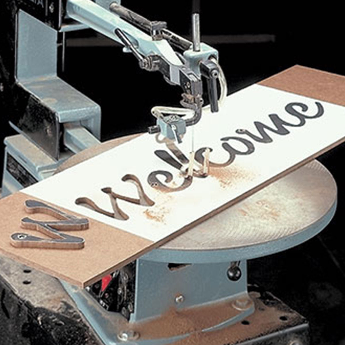 Woodsmith Shop-Made Pin Router Plan
