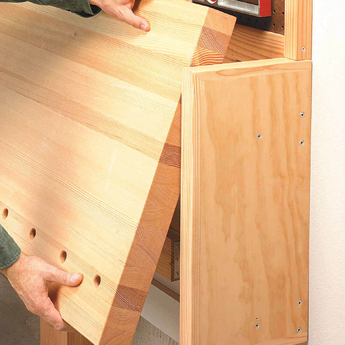 Woodsmith Fold-Down Workstation Plan