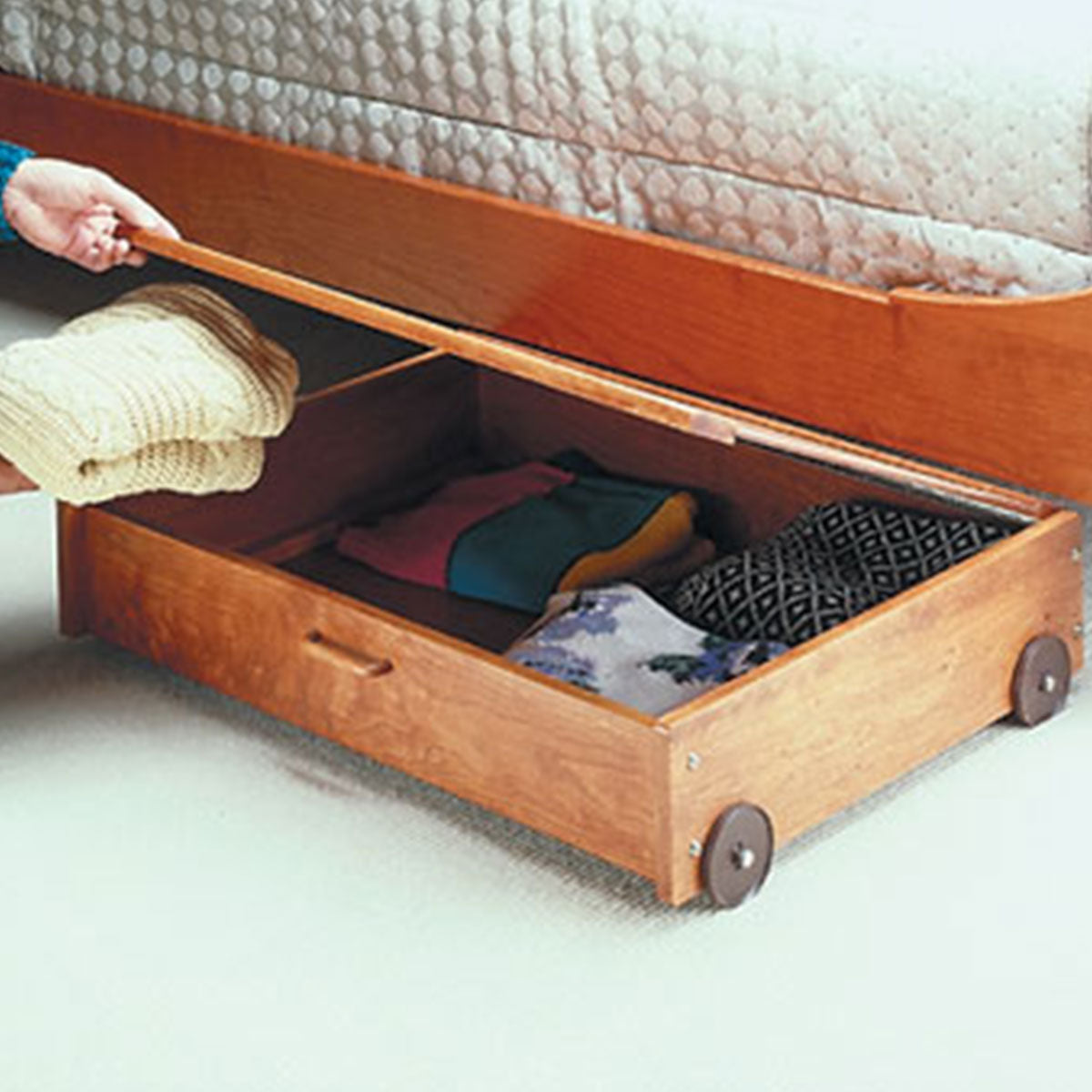 Woodsmith Classic Cherry Bed Plan