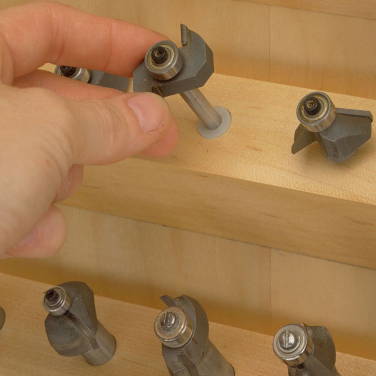 Woodsmith Dovetailed Router Bit Cabinet Plan