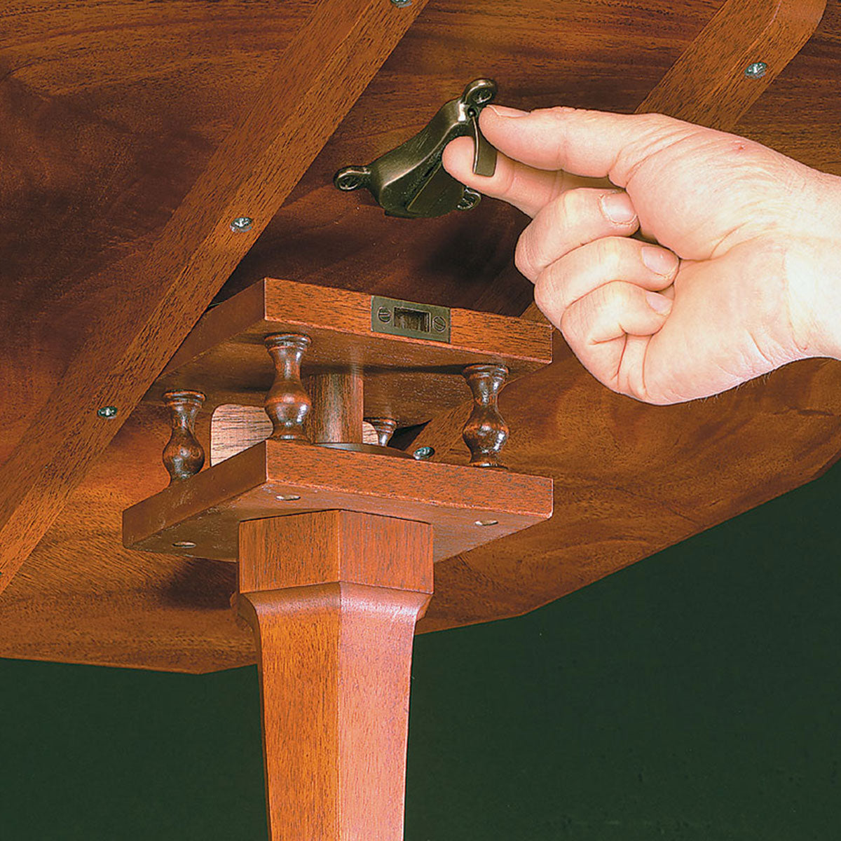 Woodsmith Tip & Turn Table Plan