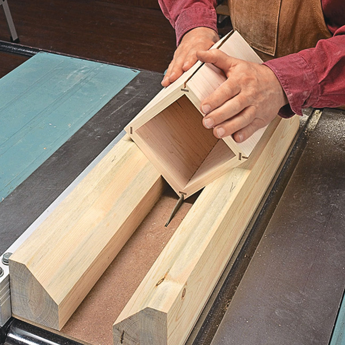 Woodsmith Stylish Kitchen Containers Plan