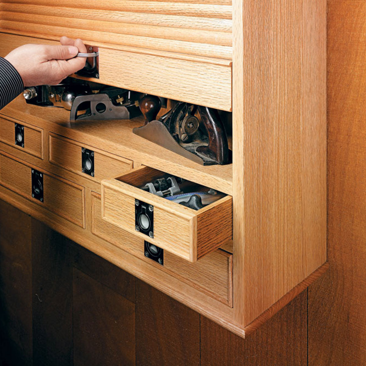 Woodsmith Tambour Tool Cabinet Plan