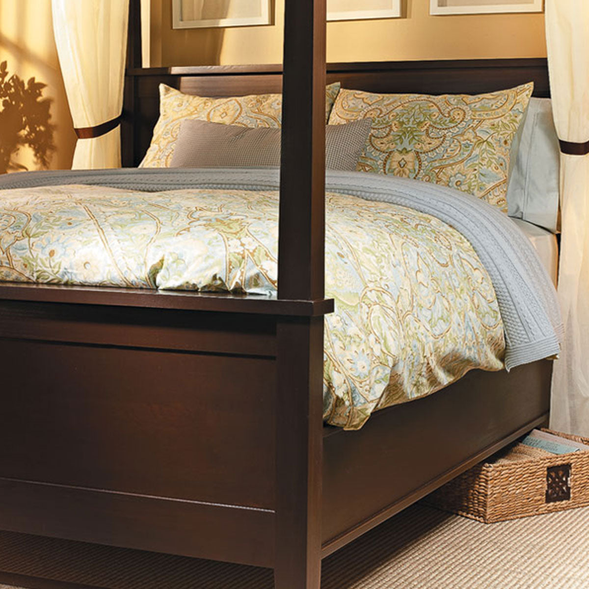 Woodsmith Modern Four-Poster Bed Plan