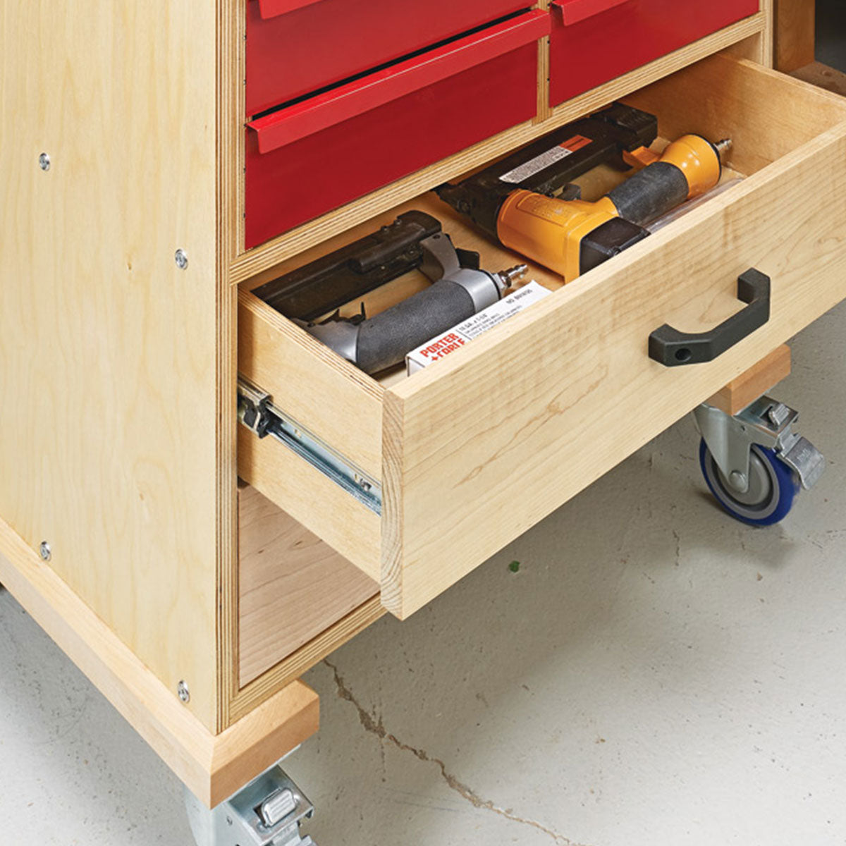 Woodsmith Mobile Hardware Organizer Plan
