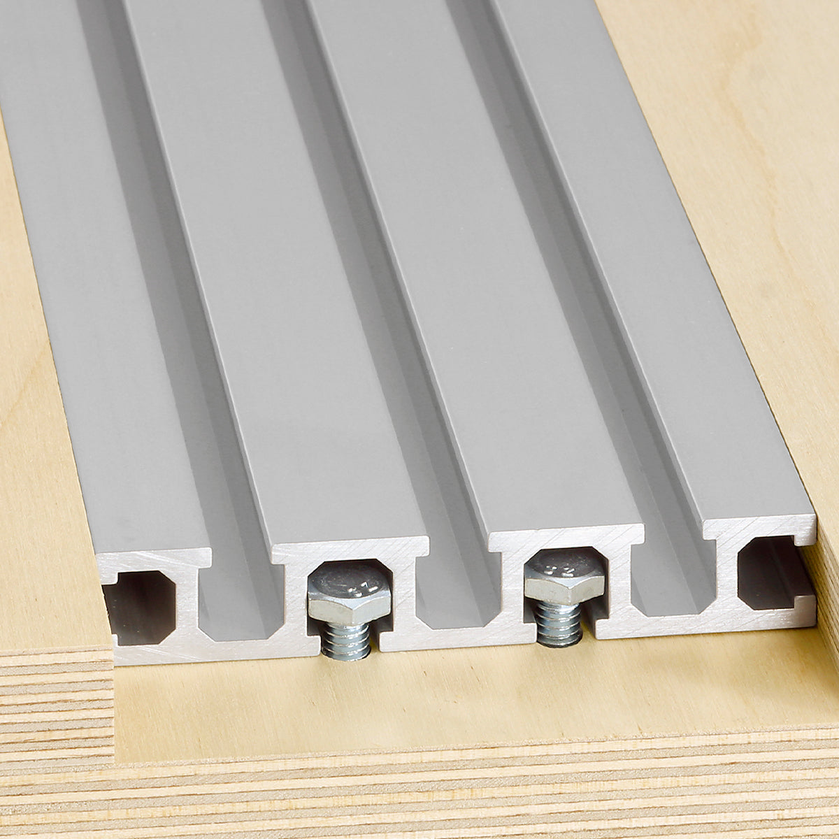 Super Track - 7 Slot T-Track