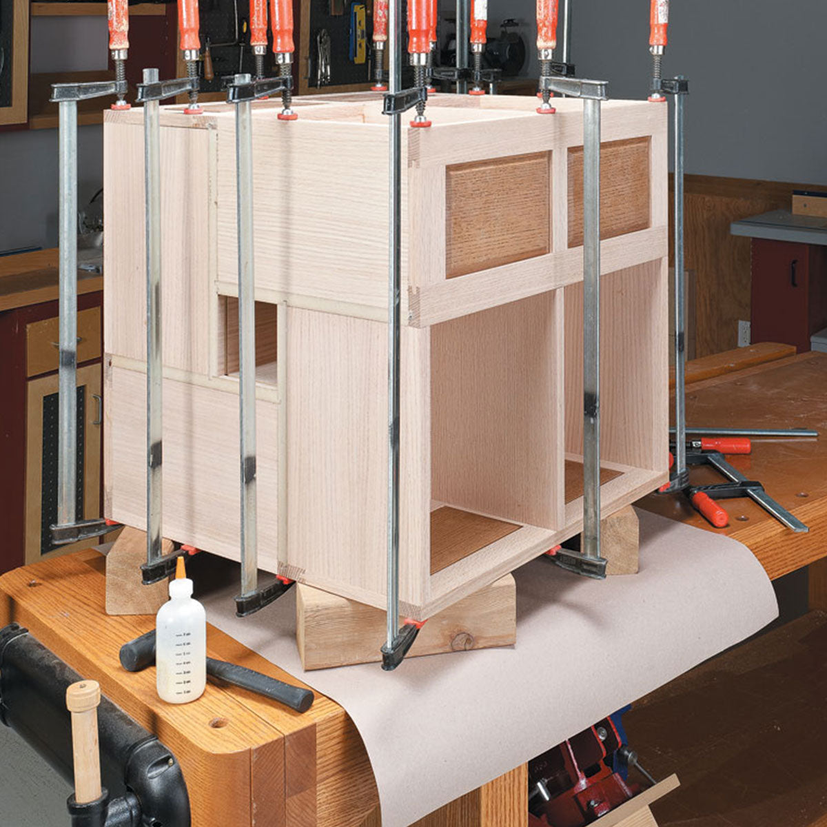 Woodsmith Revolving Bookcase Plan