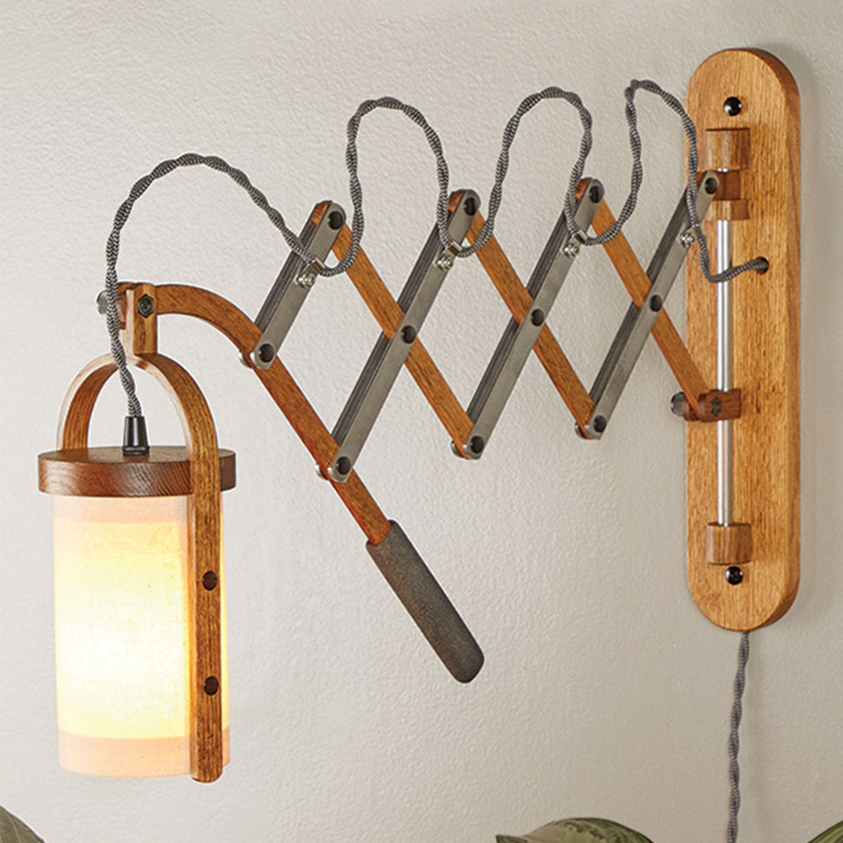 Woodsmith Scissor Lamp Plan